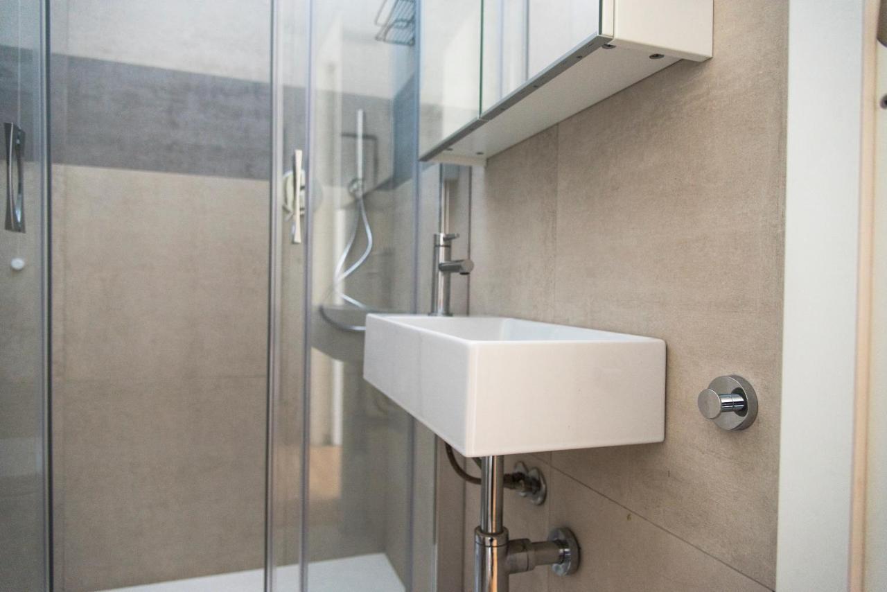 Modern 1 Bedroom Flat Metro Stop Milan