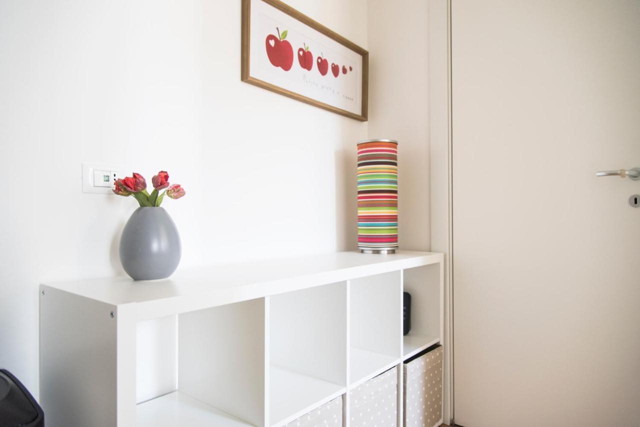 Apartment Modern 1 Bedroom Flat Metro Stop Mailand