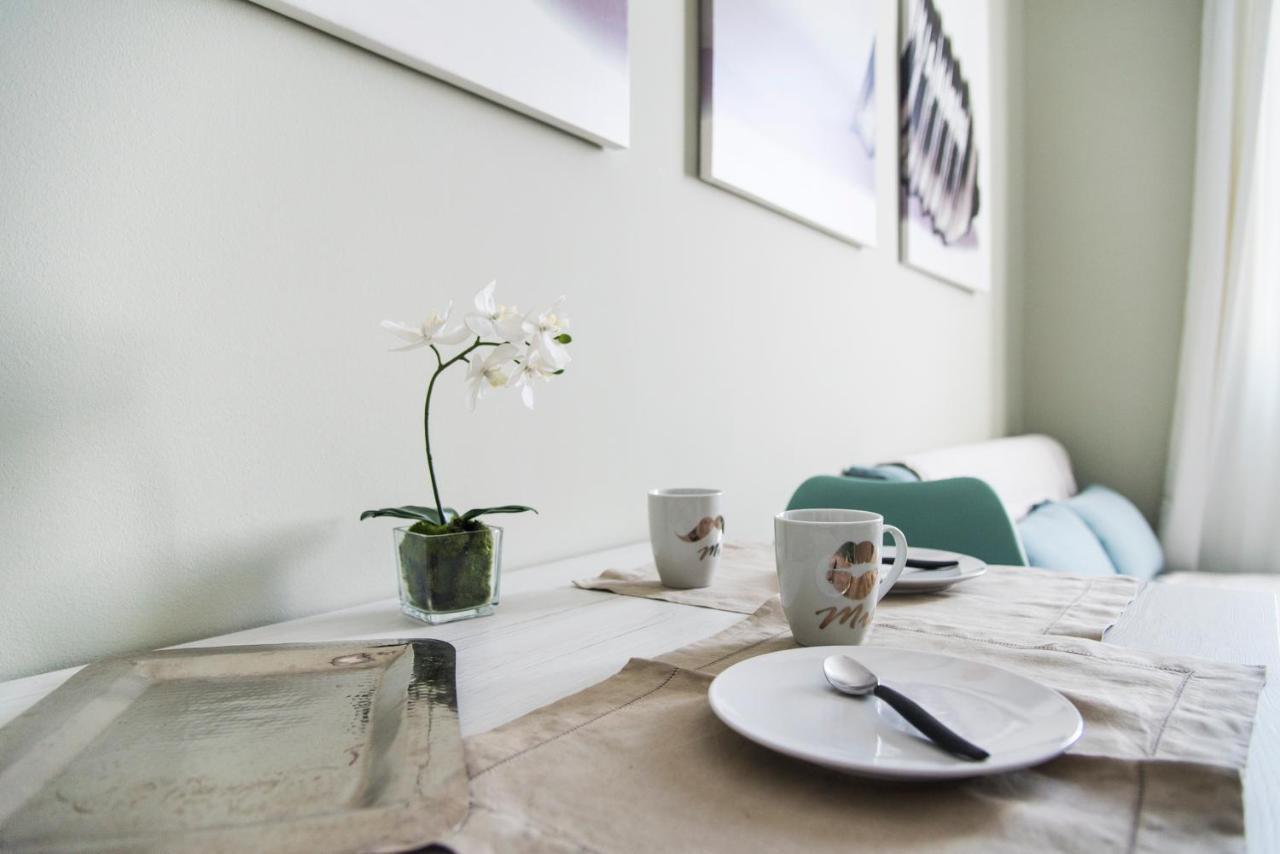 Modern 1 Bedroom Flat Metro Stop Mailand