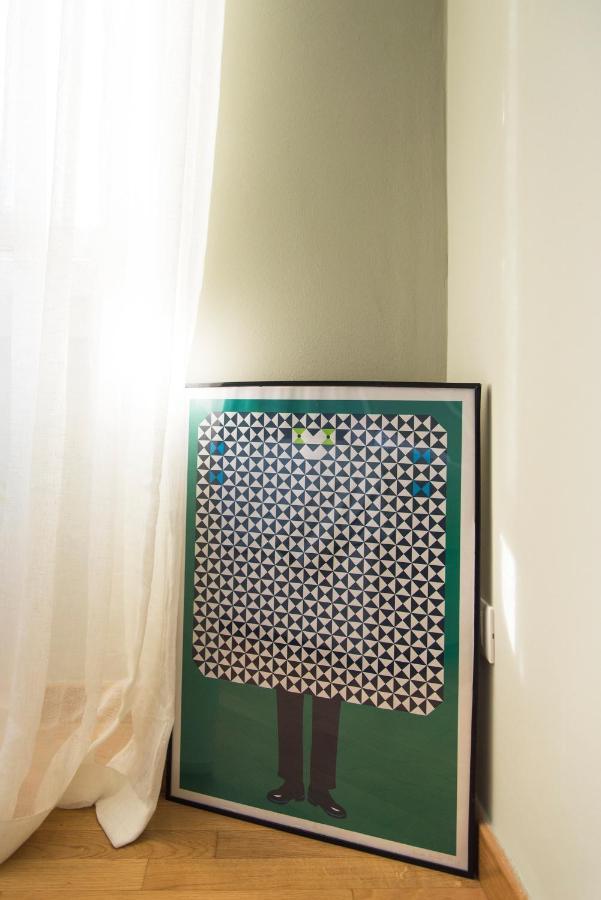 Modern 1 Bedroom Flat Metro Stop Apartment *